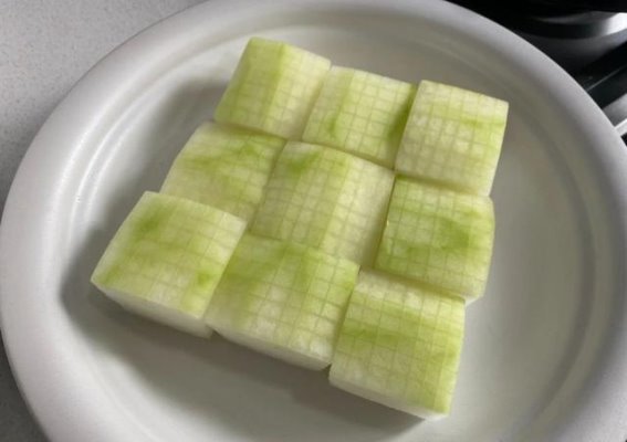 2块钱的便宜菜，热量比黄瓜还低，补水又补钾，8月少吃西瓜多吃它