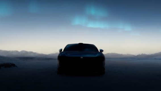 珠江台四位杰出女主持，风采各异，魅力无穷