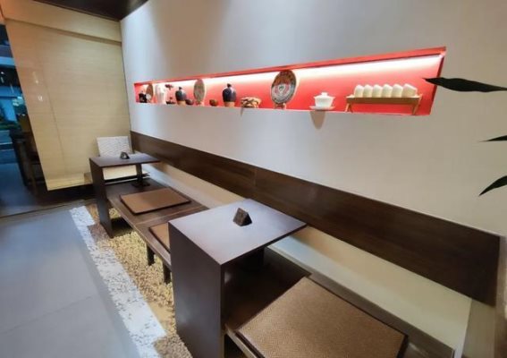 新中式茶馆现象：商机与关店交织，创业者面临何种挑战？