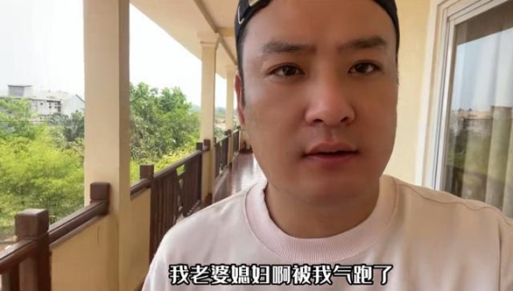 新婚姑娘与安徽小伙的奋斗生活：为了未来，一起摆摊、一起努力