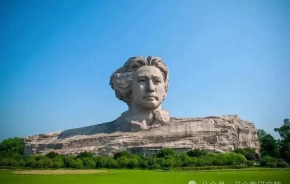 重新考证《沁园春·长沙》写作时间：毛泽东诗词的新发现