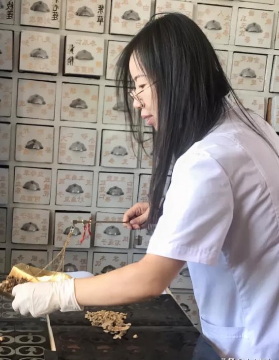 黄芩的医治效用全解析