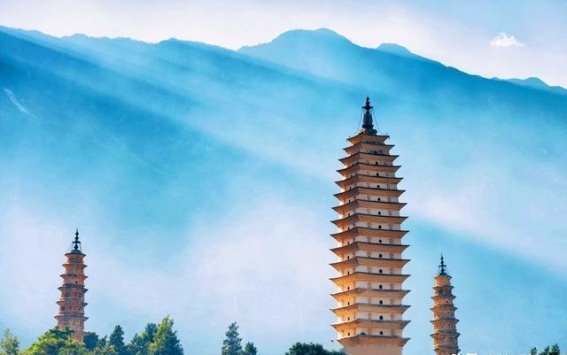 云南四天跟团游：安全自由的惊喜之旅