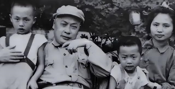 张茜的临终托付：一家人的团结与责任