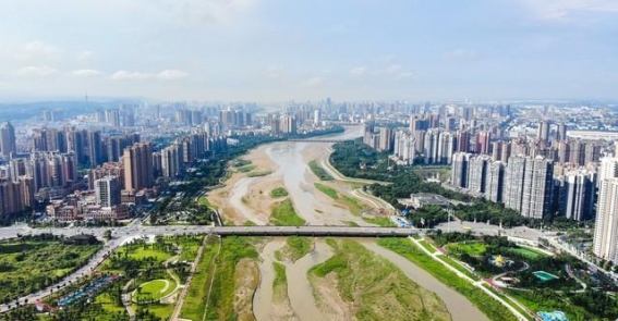德阳全景：跨越历史与文化的绚丽画卷
