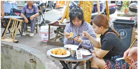赤坎古商埠：从复古市场到现代派对的文旅奇迹