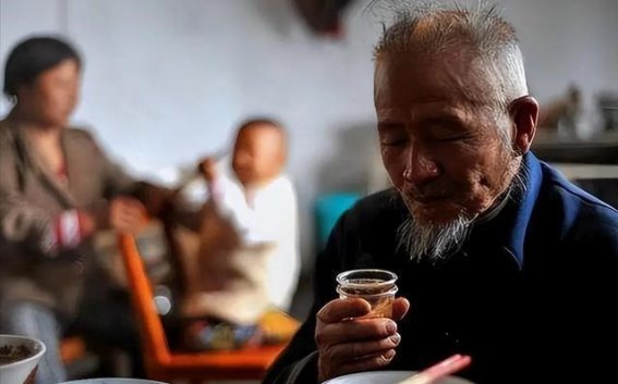肝硬化患者的生活习惯与长寿之道