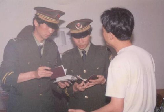 河北农民的“梦中飞行”之谜：真实与虚构的解读