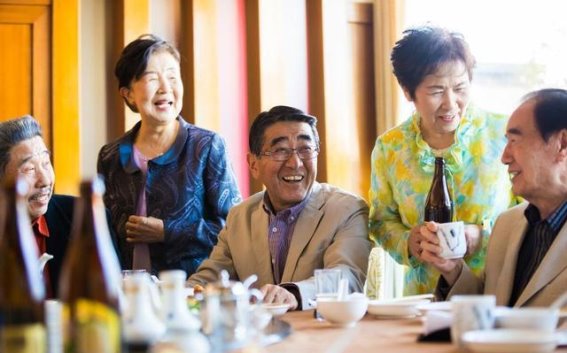 享受退休的十个好处与两大挑战