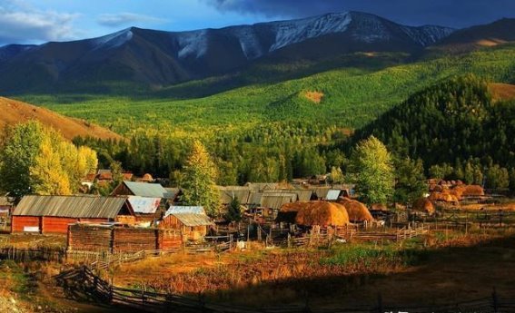 探秘新疆冷门美景：远离喧嚣的仙境之旅