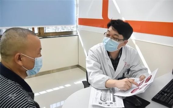 糖尿病隐患三大行为：从秦大叔的故事看健康生活的重要性
